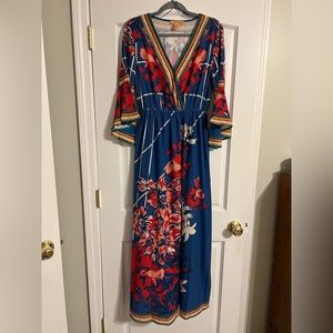 Flying Tomato maxi dress